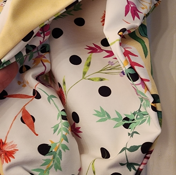 WET Swimwear Alexis Reversible Yellow Floral Belted One Piece Size XS - Picture 11 of 14